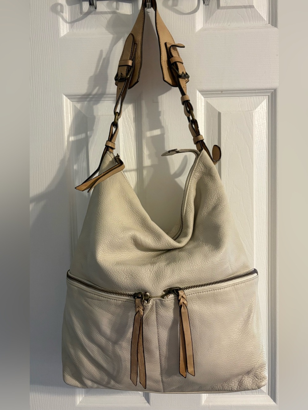 CYNTHIA ROWLEY Cream Leather Hobo Shoulder Bag - Soft Pebbled Finish